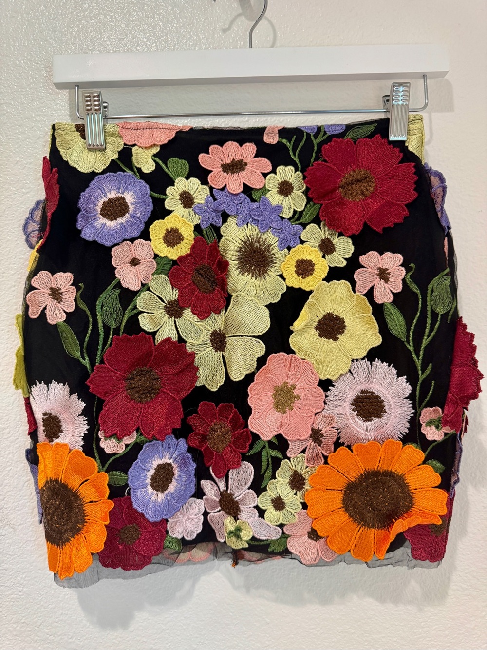 Nova Luxe Black 3D Embroidered Floral Mini Skirt Sunflower Party Festival XS